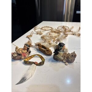 Friends Of A Feather Lot Little Fish Tale Peace On Earth Dream Catchers Keychain